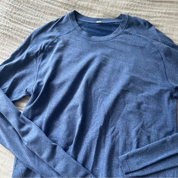 Lululemon Vent Tech Tshirt - Picture 5 of 5